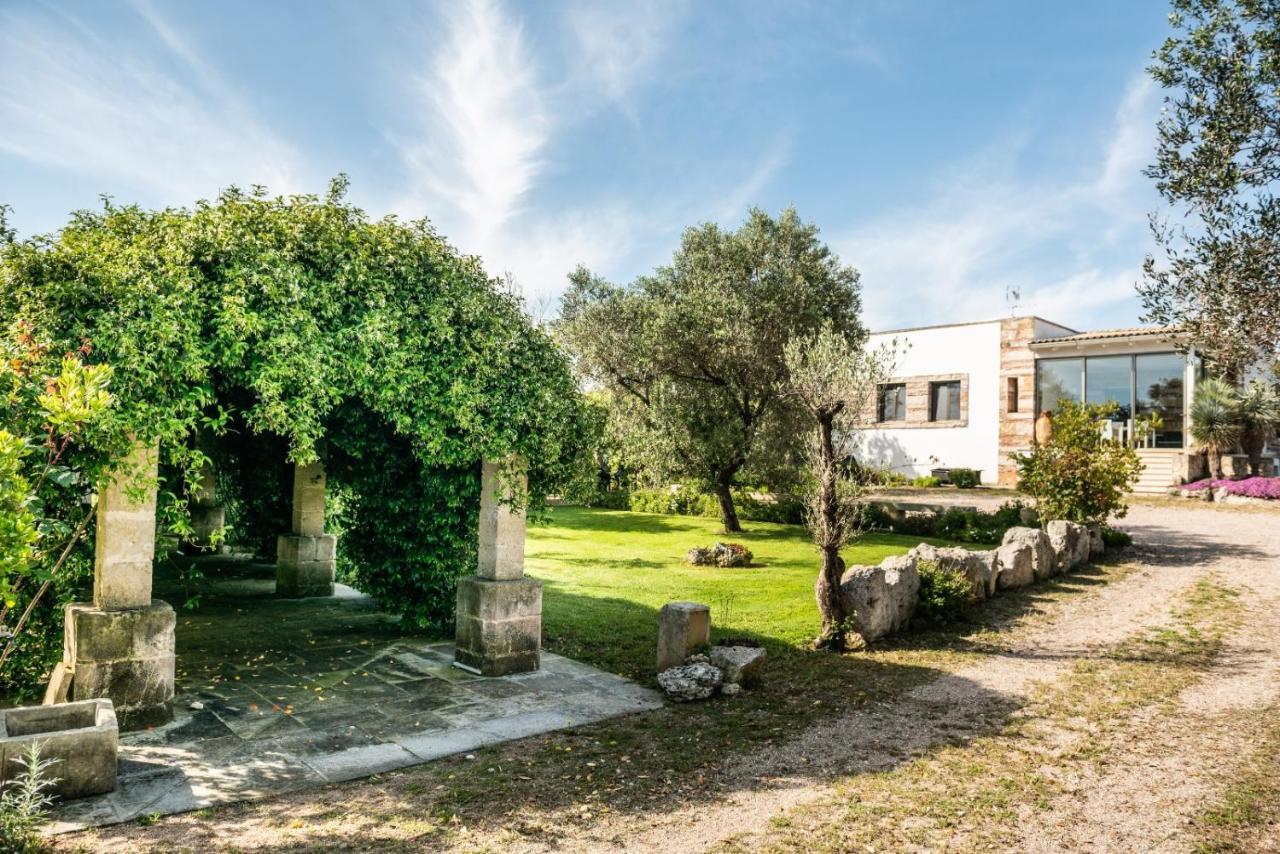 L'Ecce Sphero Acquarica Buitenkant foto