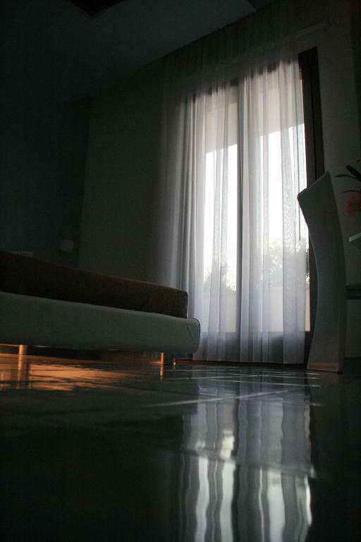 L'Ecce Sphero Acquarica Kamer foto